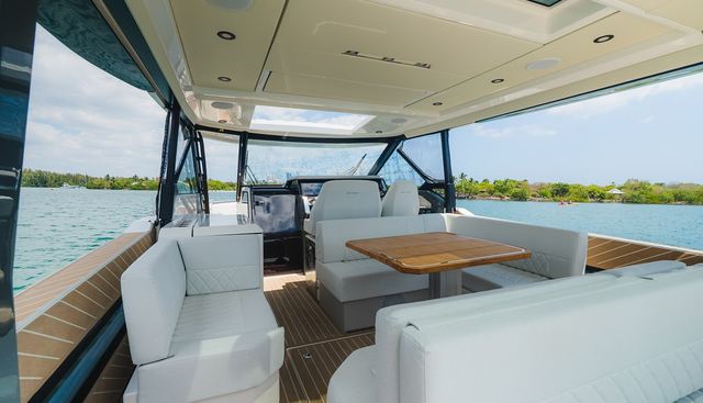 LA PLAGE yacht for sale 28