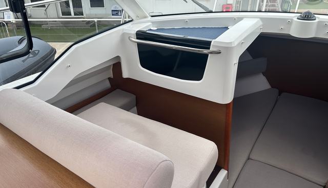 Blue Gecko yacht for sale 27