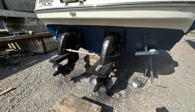 Jade yacht for sale 14