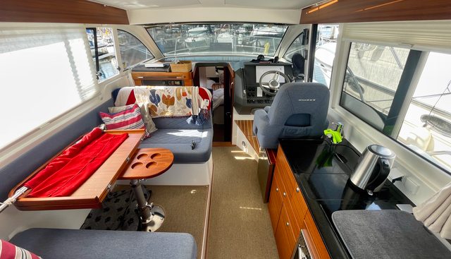 Zephyr yacht for sale 9