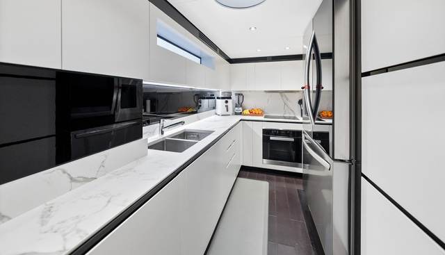 Mastermind yacht for sale 17