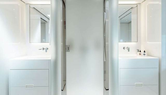 Erolia yacht for sale 10