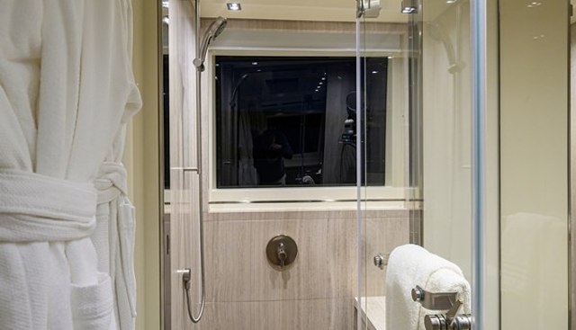 PHOENIX yacht for sale 38