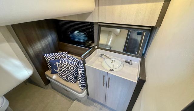 Bermuda Blue yacht for sale 22