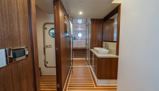 LYRICA yacht for sale 32