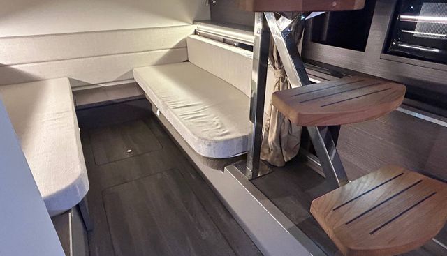 noname yacht for sale 38