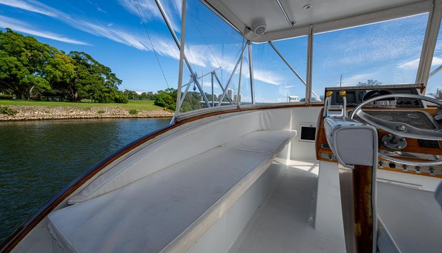 ABLE HAND yacht for sale 15