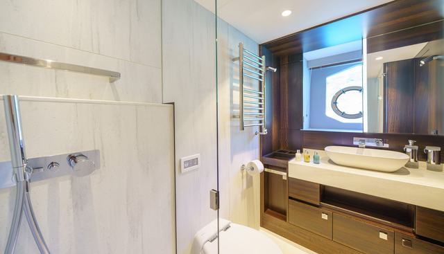 AQUAMARINE yacht for sale 29