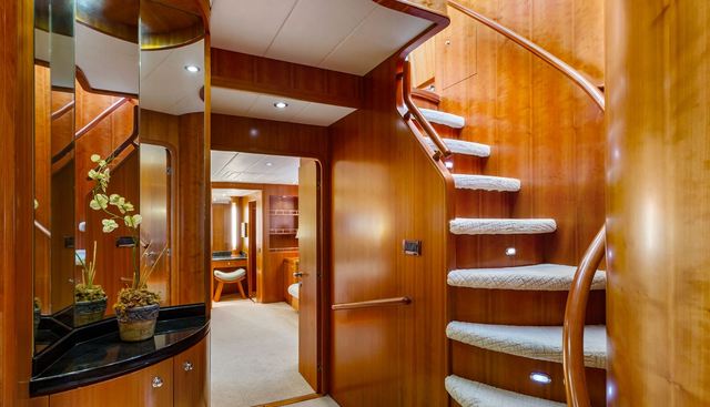 Reverie yacht for sale 27