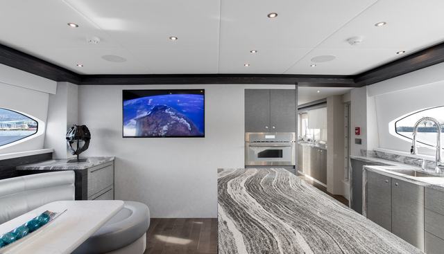 Crescent Lady yacht for sale 9