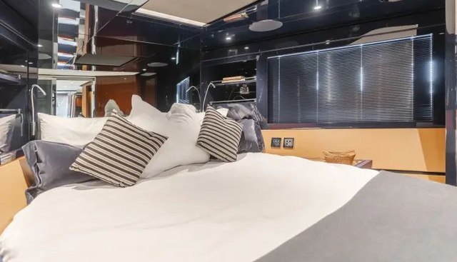 MRS. NICELY yacht for sale 25