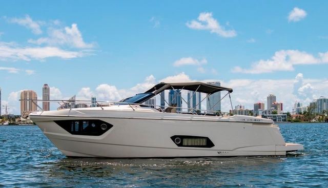 Amaretto yacht for sale 4