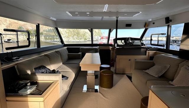 FOUNTAINE PAJOT MY6 yacht for sale 5