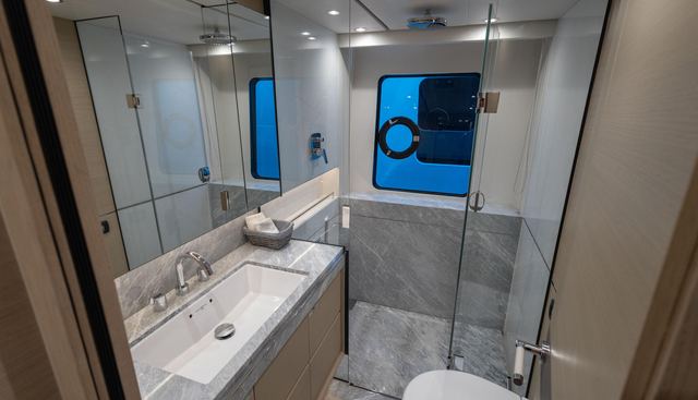 Metaquotes yacht for sale 38