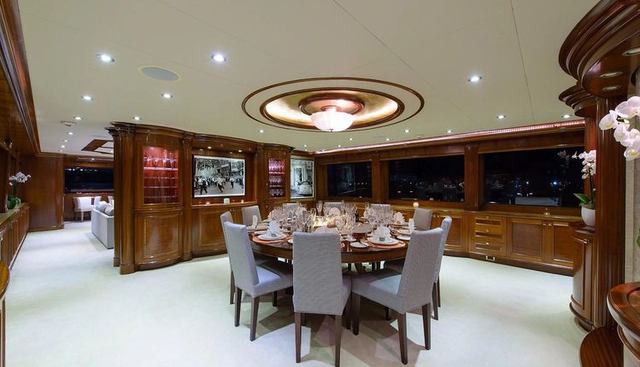 LUCY yacht for sale 8