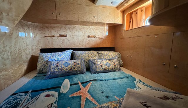 CURIOSITY yacht for sale 23