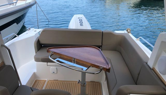 noname yacht for sale 37