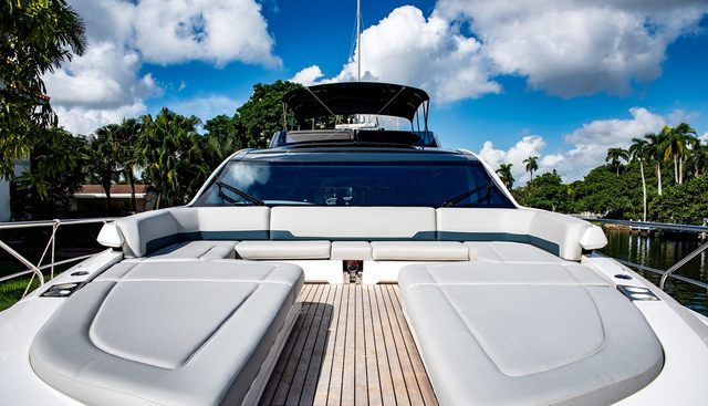 FAIRLINE PHANTOM yacht for sale 3