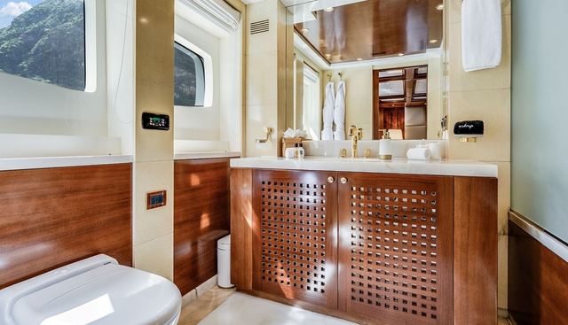 OCEANOS yacht for sale 34