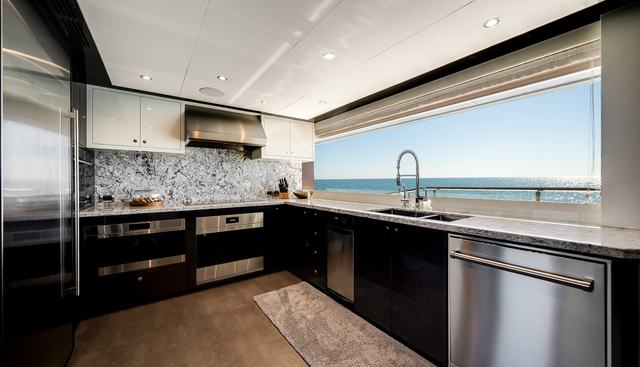 DREAMS yacht for sale 34