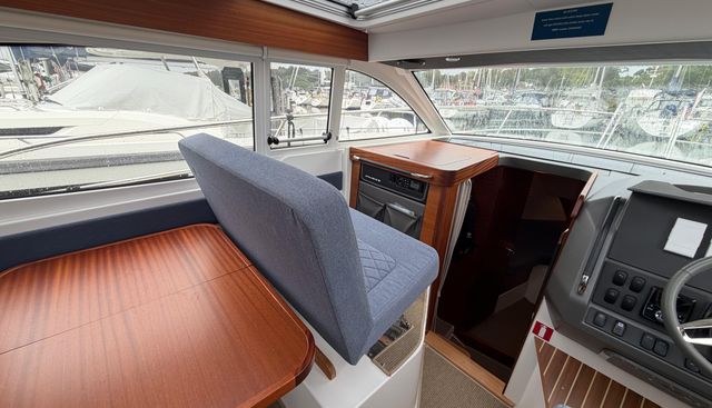 noname yacht for sale 25