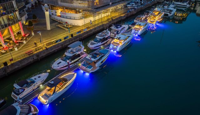 "Best in Class" yacht for sale 38