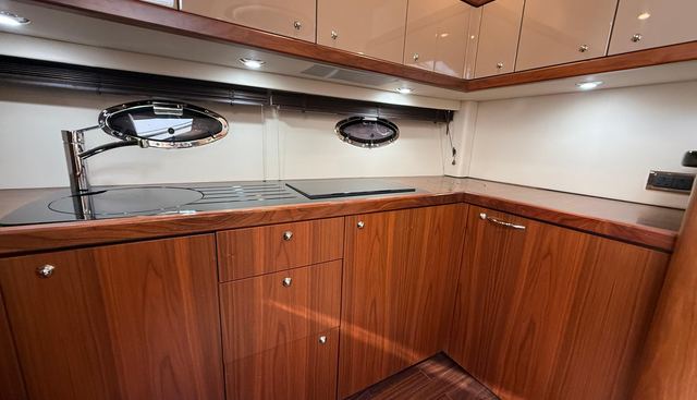 Magic Sun yacht for sale 29