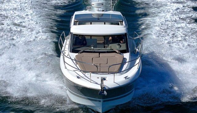 Chasing Daylight yacht for sale 2