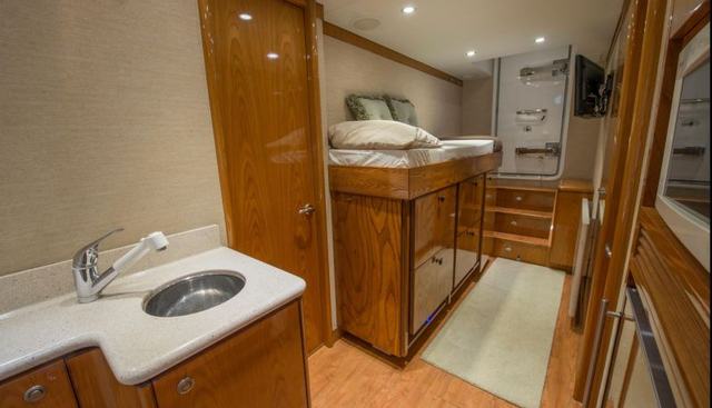 FOOTLOOSE yacht for sale 48