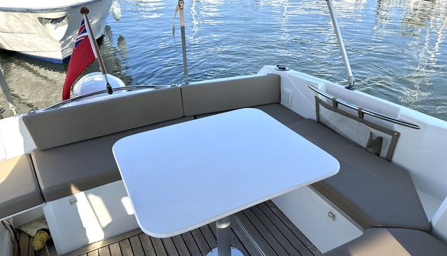Syntagma yacht for sale 14