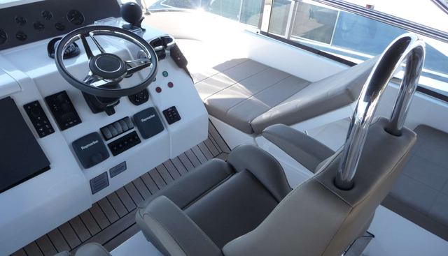 noname yacht for sale 208