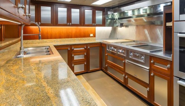 Marlinda yacht for sale 54