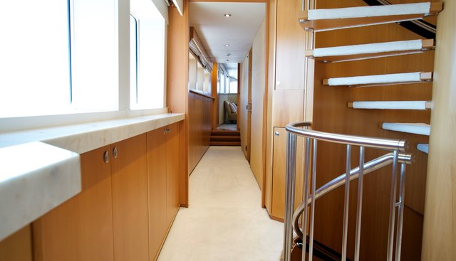 ENVY yacht for sale 52