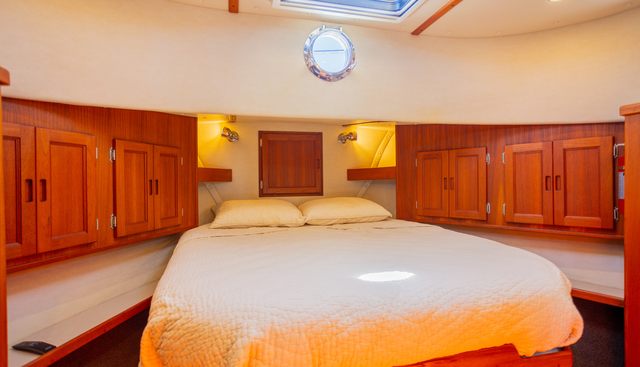 Sea Stars yacht for sale 19