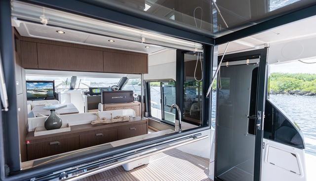 F4.9 yacht for sale 20