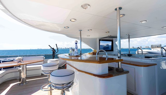 LUCY yacht for sale 35