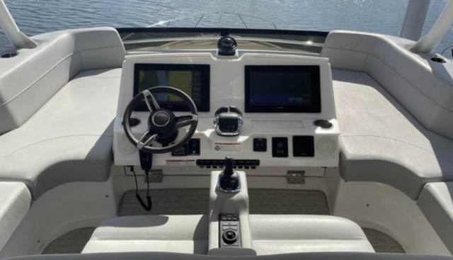 MI DIA yacht for sale 19