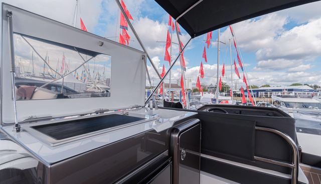 ALLOUISE yacht for sale 44