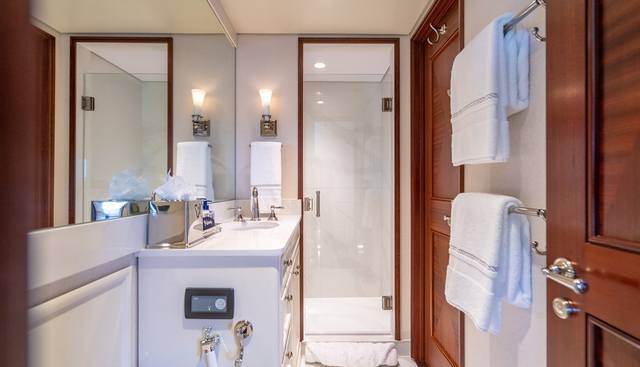 ZEXPLORER yacht for sale 25