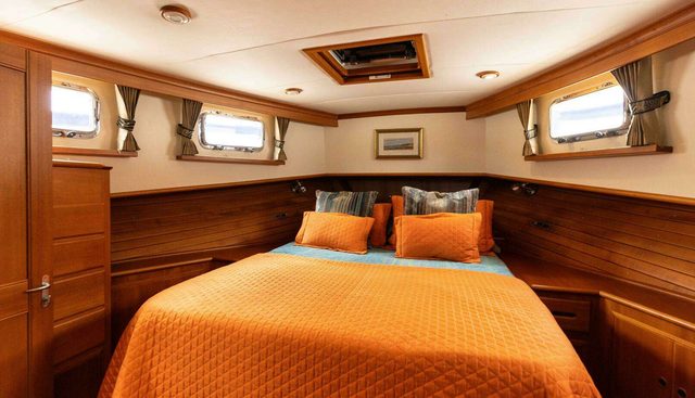 INDABA yacht for sale 18