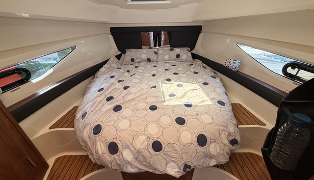 noname yacht for sale 30