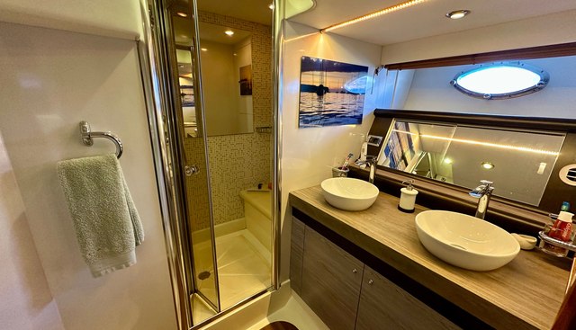 STABILIZED Gotama Uno yacht for sale 23