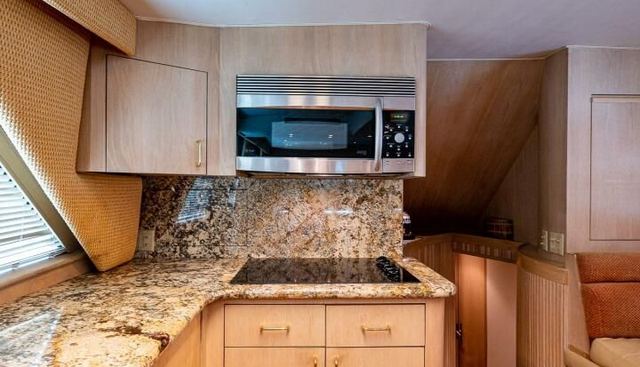 ENCHANTRESS yacht for sale 27