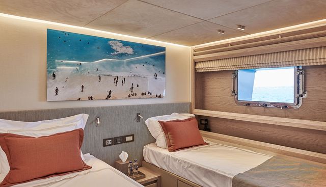 ONE ZERO yacht for sale 58