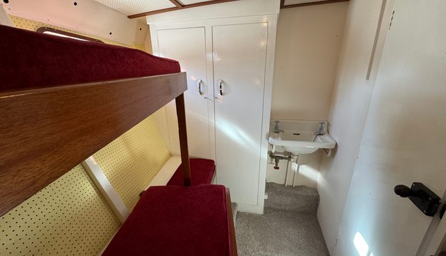 Adrienne yacht for sale 22