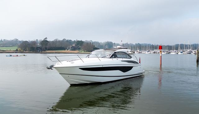 NO WORRIES OF HAMBLE yacht for sale 4
