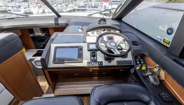 noname yacht for sale 18