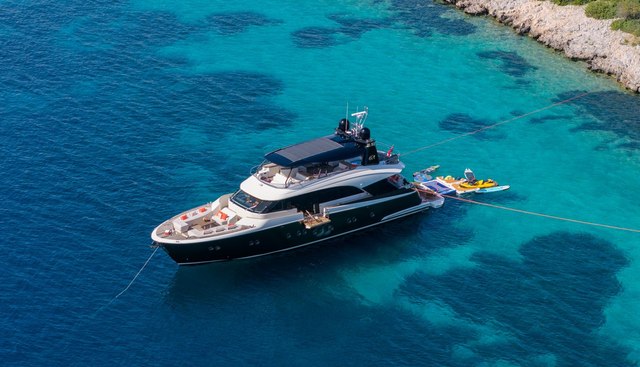 Bella Luna yacht for sale 7