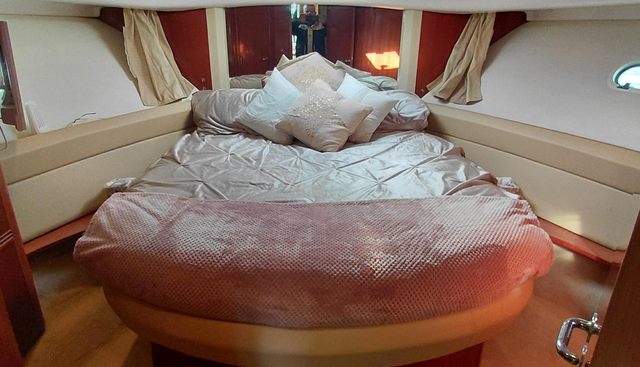 Dignity yacht for sale 12