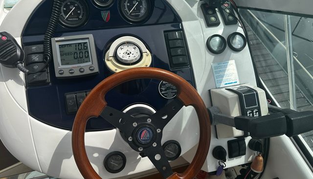 Alisma yacht for sale 17